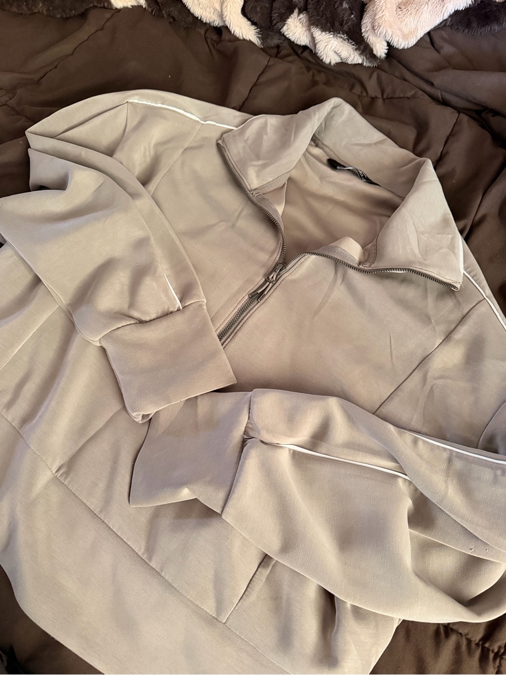 Two Piece matching set - Picture 4 of 5